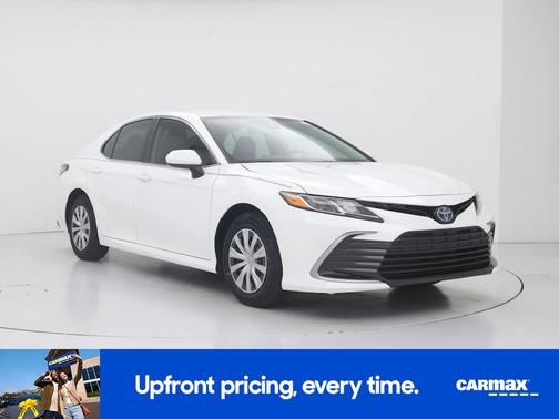 2022 Toyota Camry Hybrid LE