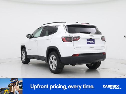 White 2024 Jeep Compass Latitude