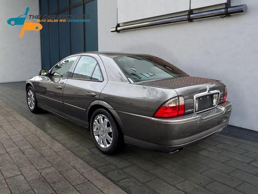 2004 Lincoln LS V8