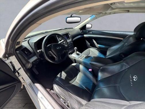2012 INFINITI G37x Base