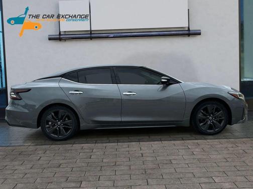 Gun Metallic 2022 Nissan Maxima SV Xtronic CVT