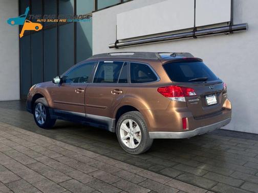 2013 Subaru Outback 3.6R Limited