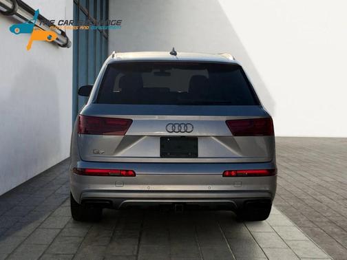 Florett Silver Metallic 2019 Audi Q7 55 Prestige