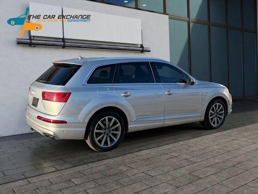 Florett Silver Metallic 2019 Audi Q7 55 Prestige