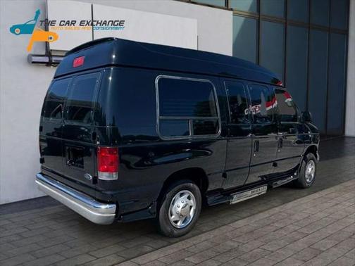 2002 Ford E250 Extended