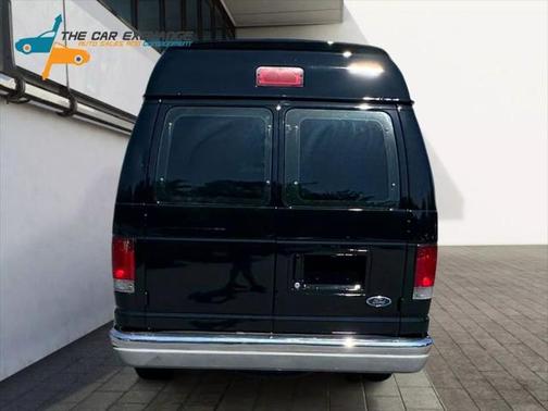 2002 Ford E250 Extended