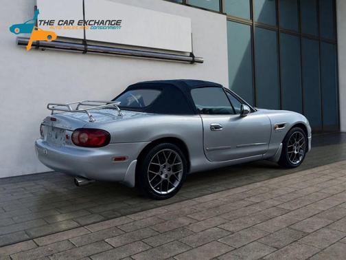 Sunlight Silver Metallic 2004 Mazda MX-5 Miata Cloth