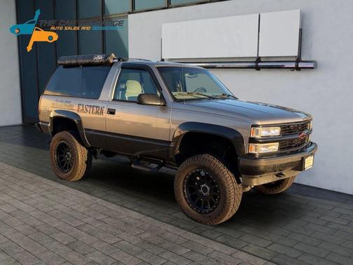 1998 Chevrolet Tahoe Base