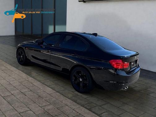 2015 BMW 328 328i Sedan 4D