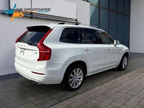 2019 Volvo XC90 T6 Momentum