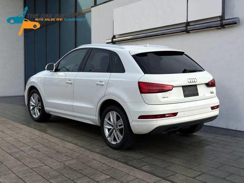 2017 Audi Q3 2.0T Premium