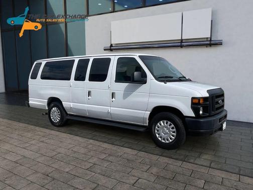 2012 Ford E350 Super Duty XL