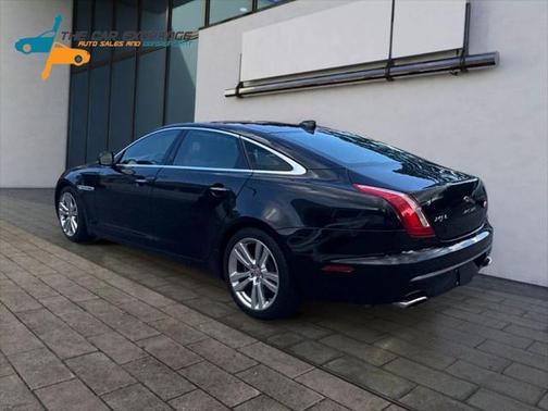 2017 Jaguar XJ XJL Portfolio
