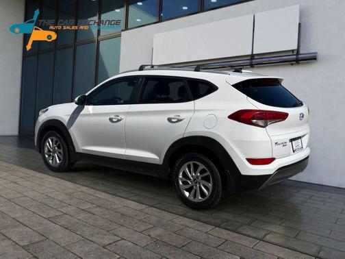 Dazzling White 2016 Hyundai TUCSON Sport