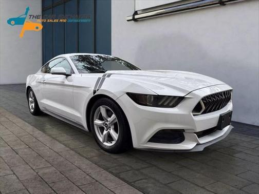 2016 Ford Mustang V6