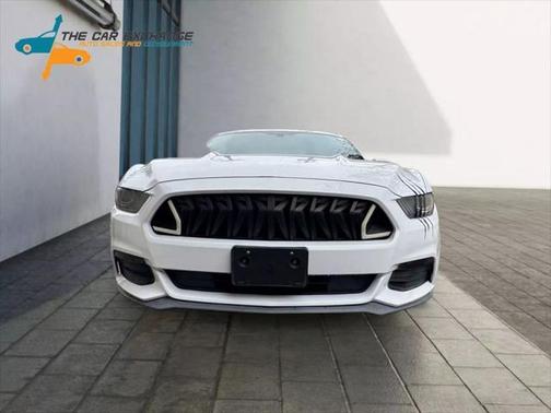 2016 Ford Mustang V6