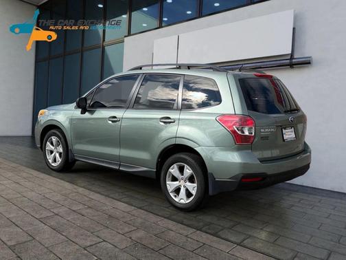 2015 Subaru Forester 2.5i