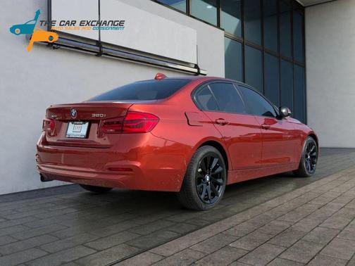 Sunset Orange Metallic 2018 BMW 320 i