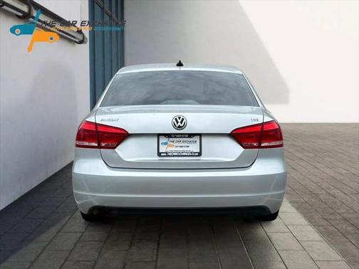 2014 Volkswagen Passat 1.8T S