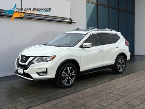 White 2020 Nissan Rogue SV