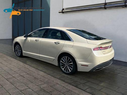 2018 Lincoln MKZ Premiere