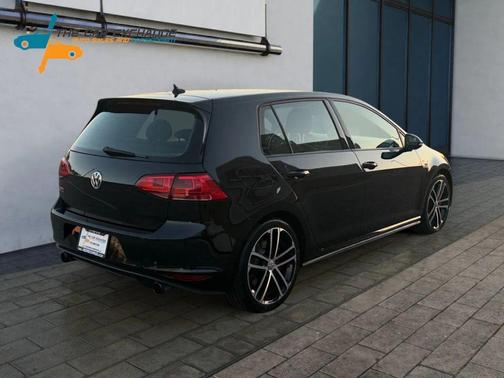 2017 Volkswagen Golf GTI 2.0T S 4-Door