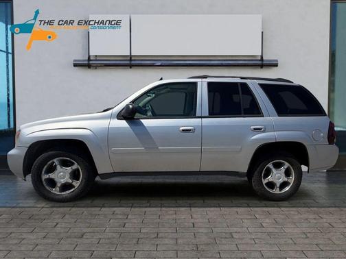 Gray 2008 Chevrolet Trailblazer LT