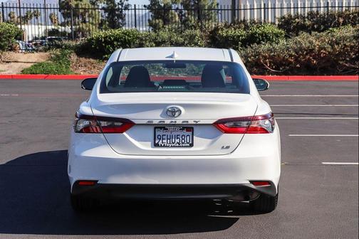 Ice Cap 2023 Toyota Camry LE