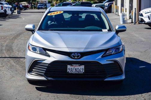 2022 Toyota Camry LE