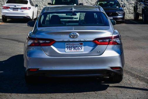 2022 Toyota Camry LE