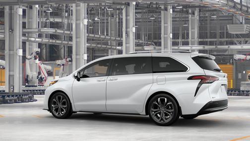 2025 Toyota Sienna Platinum 7 Passenger
