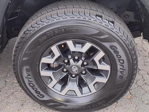 2022 Toyota Tacoma TRD Off Road