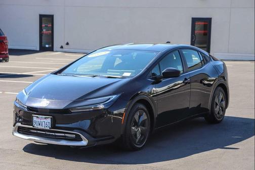 Midnight Black Metallic 2025 Toyota Prius Plug-In Hybrid SE