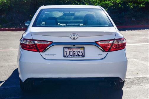 2015 Toyota Camry SE