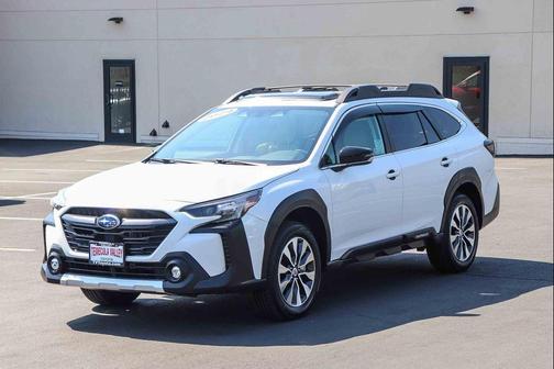 Crystal White Pearl 2024 Subaru Outback Limited
