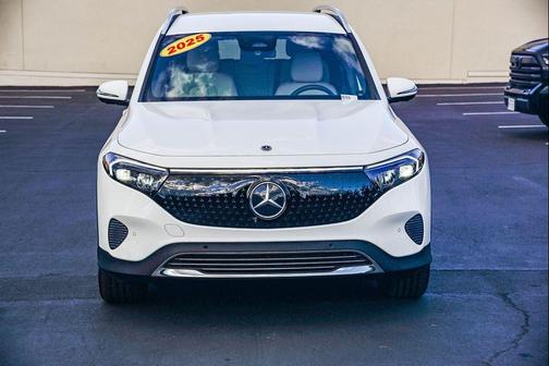 2025 Mercedes-Benz EQB 250 Base