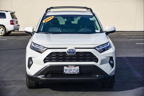 2022 Toyota RAV4 Hybrid XLE Premium
