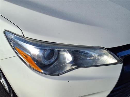 2017 Toyota Camry Hybrid LE