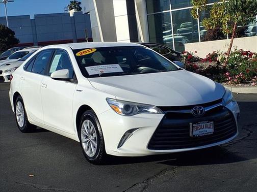 2017 Toyota Camry Hybrid LE