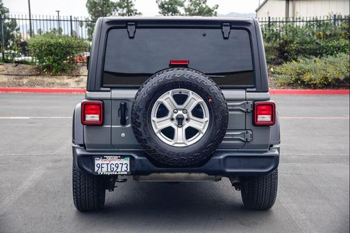 2020 Jeep Wrangler Unlimited Sport