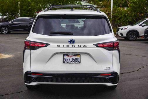 2024 Toyota Sienna XSE 7 Passenger