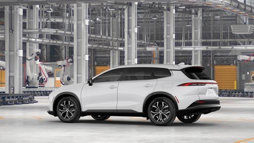 2025 Toyota Crown Signia XLE