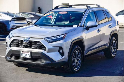 2022 Toyota RAV4 Hybrid XLE Premium