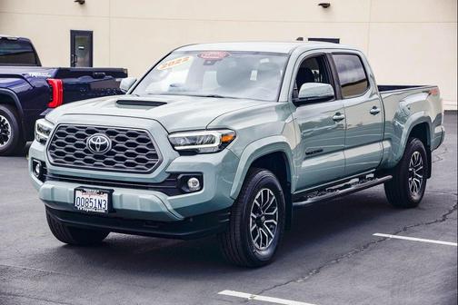 Lunar Rock 2022 Toyota Tacoma TRD Sport