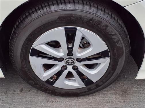 2018 Toyota Prius Three
