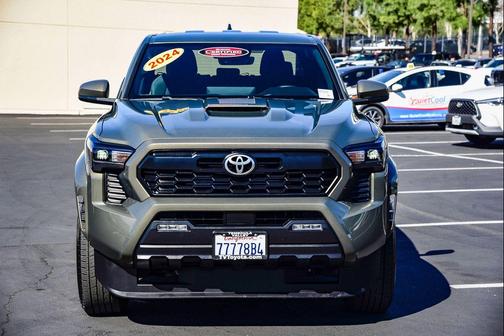 2024 Toyota Tacoma TRD Sport