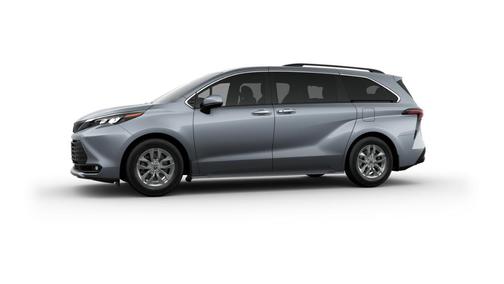 2025 Toyota Sienna XLE 8 Passenger
