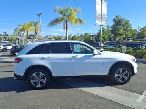 2018 Mercedes-Benz GLC 300 Base