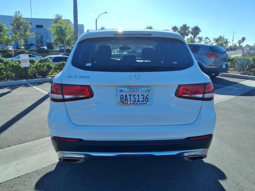 2018 Mercedes-Benz GLC 300 Base