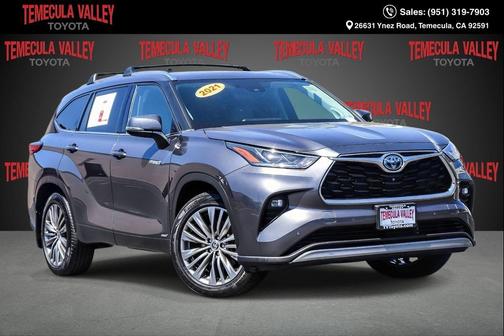 Magnetic Gray Metallic 2021 Toyota Highlander Hybrid Platinum